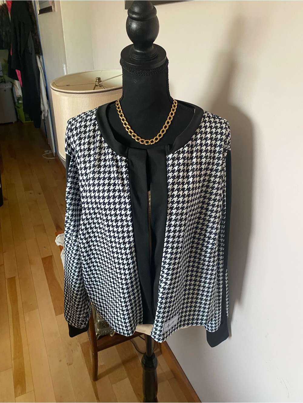 SHEIN Houndstooth Blazer in Black & White Size 4XL Like New